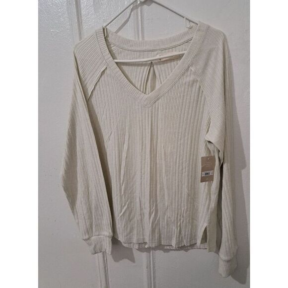 Lucky Brand Womens Medium SUPER SOFT IVORY CREAM  raglan LongSleeve Top $69.50 - Picture 1 of 8